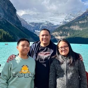 Meet your Posher, Claire